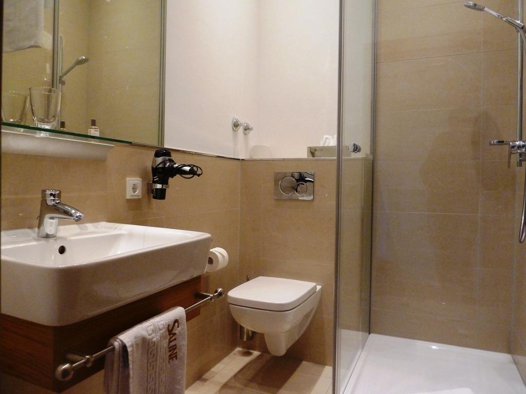 Hotel Saline 3 Budingen Luaran gambar